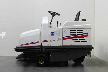 Kehrmaschine 2005  Dulevo 1100 DL (1)