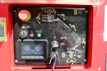 Teleskopbühne  Magni DTB24RT (10)