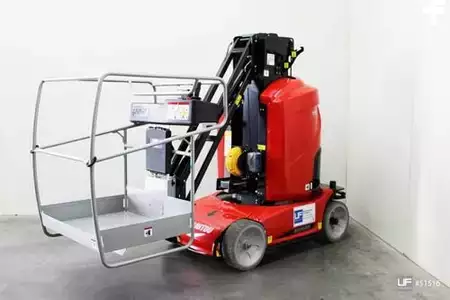 Függöleges emelö emelvény 2026  Manitou 100 VJR (2)