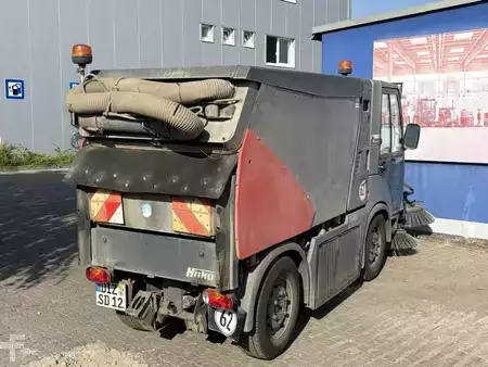 Máquina de limpeza de ruas 2017  Hako Citymaster CM2200 (3)