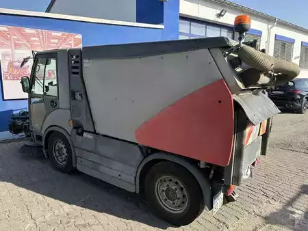 Máquina de limpeza de ruas 2017  Hako Citymaster CM2200 (4)