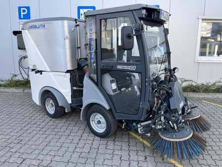 Máquina de limpeza de ruas 2022  Hako Citymaster 650 (1)