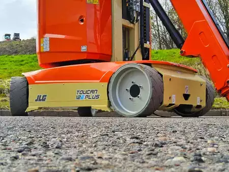 Kolmo zvedaná plošina 2023  JLG Toucan 12E Plus (10)