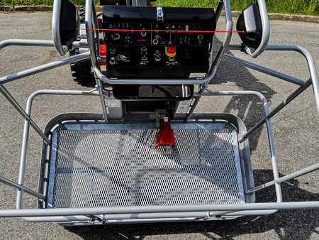 Puominostimet 2024  Manitou MANGO 12 (10)