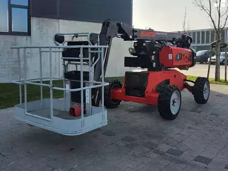 Knikarmhoogwerker 2023  Manitou MANGO 12 (1)