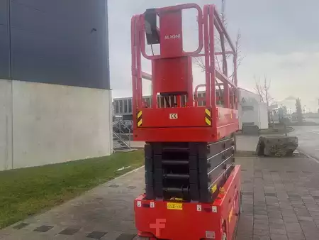 Plataforma Tijera 2026  Magni ES 1208AC+ (4)