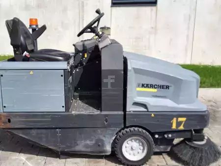 Zametací stroj 2015  Kärcher Kehrmaschine KM 130/300 RLPG (5)