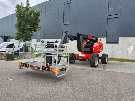 Gelenkteleskopbühne  Manitou 160 ATJ Plus (1)