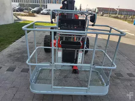 Puominostimet  Manitou MANGO 12 (6)