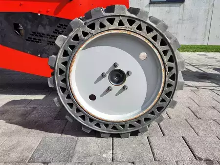 Puominostimet  Manitou MANGO 12 (9)