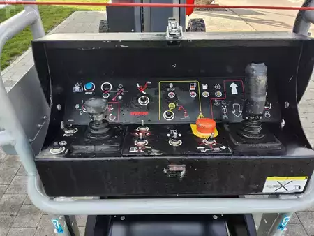 Led arbejdsplatform 2024  Manitou MANGO 12 (7)