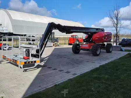 Teleskopická plošina  Manitou 220 TJ Plus (1)