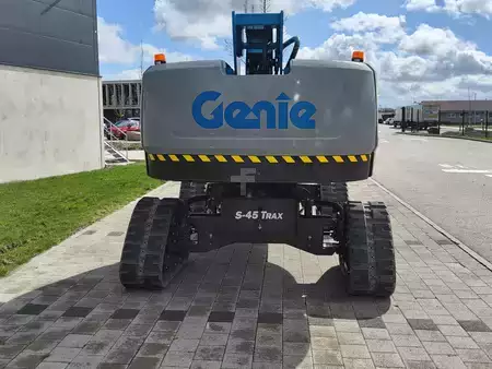 Puominostimet  Genie S-45 TraX (3)