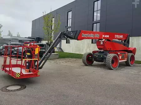 Teleskopbühne  Magni DTB24RT (1)