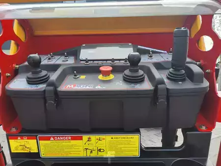 Nacelle articulée  Magni MHAB18RT (7)