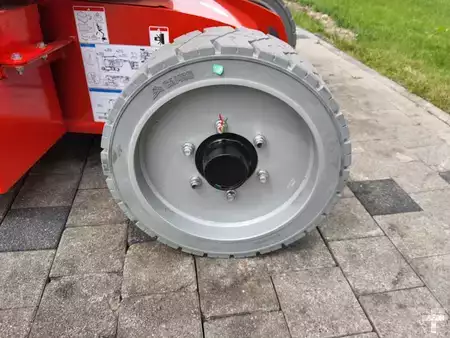 Kloubová pracovní plošina  Manitou 150 AETJC (9)