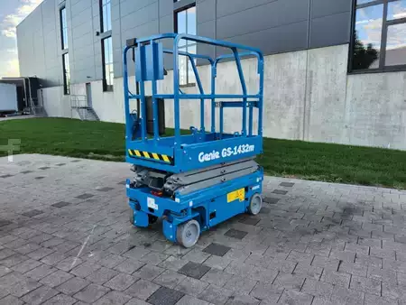 Ollós munka emelvény 2026  Genie GS 1432m E-Drive (1)