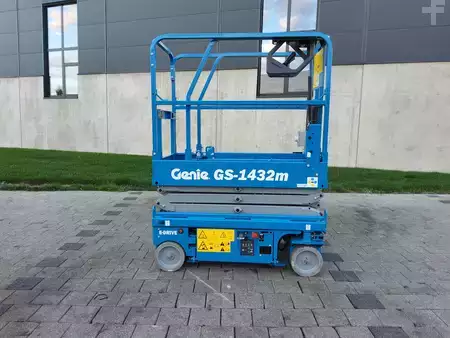 Ollós munka emelvény 2026  Genie GS 1432m E-Drive (4)