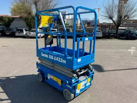 Scherenarbeitsbühne 2026  Genie GS-1432m E-Drive - inkl. AGM Batterien (6)