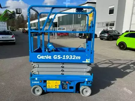 Scherenarbeitsbühne 2026  Genie GS-1932m E-Drive - inkl. AGM Batterien (4)