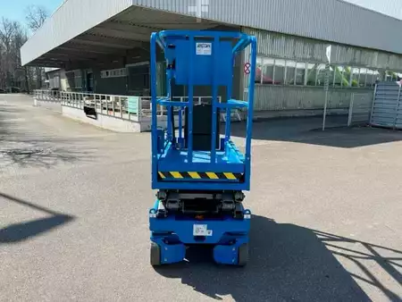 Scherenarbeitsbühne 2026  Genie GS-1432m E-Drive - inkl. AGM Batterien (2)