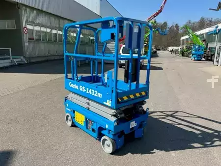 Scherenarbeitsbühne 2026  Genie GS-1432m E-Drive - inkl. AGM Batterien (5)