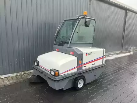 Spazzatrici stradali 2018  Dulevo 100BK (1)