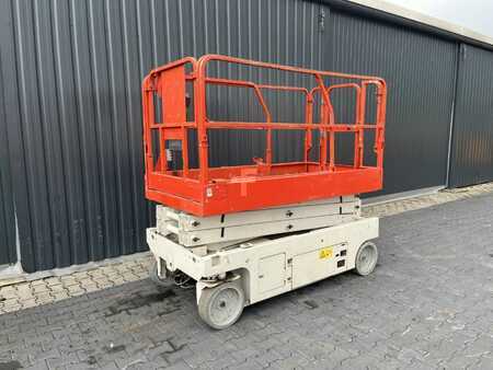 Piattaforme aeree a pantografo 2015  Genie GS-2046 (1)