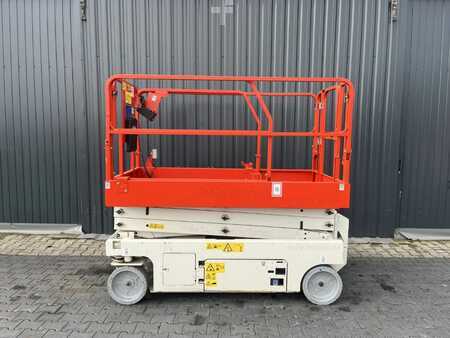 Piattaforme aeree a pantografo 2014  Genie GS-2046 (2)