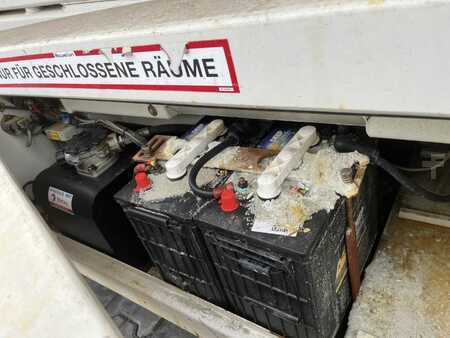 Saksinostimet 2012  Holland-Lift ECOSTAR HL-11812 (6)