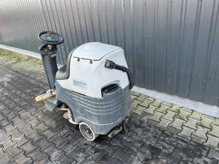 Lavapavimenti 2019  Nilfisk BR652 (3)