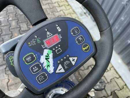 Lavapavimenti 2019  Nilfisk BR652 (6)