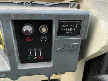 Nacelle à ciseaux  JLG 2646ES (5)