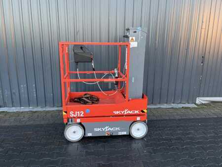 Unipersonales  Skyjack SJ12 (2)