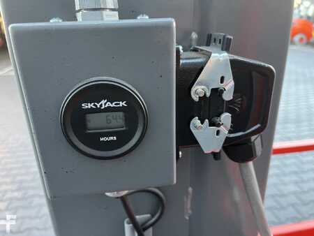 Unipersonales  Skyjack SJ12 (5)