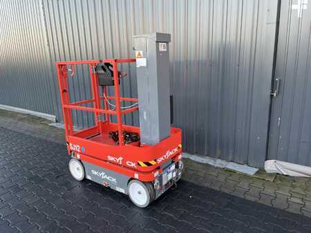 Unipersonales  Skyjack SJ12 (3)