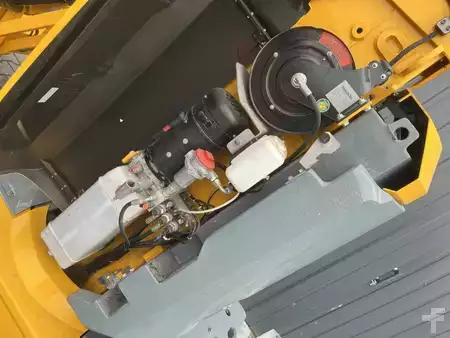 Teleskopická plošina  Haulotte STAR10 (6)