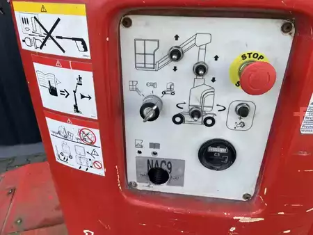 Teleskopbühne  Manitou 105VJR2 (6)