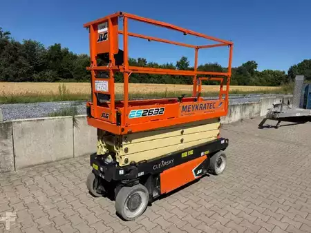 Podnośnik nożycowy 2023  JLG ES2632 (3)