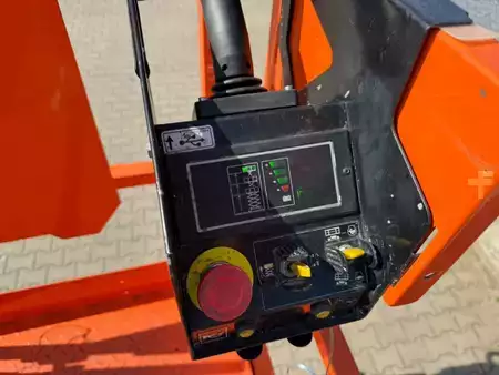 Podnośnik nożycowy 2024  JLG R4045 (4)