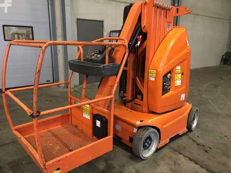 JLG TOUCAN 10E