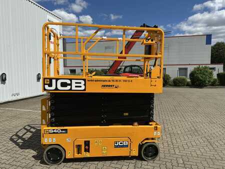 Ollós munka emelvény  JCB S4046E (4)