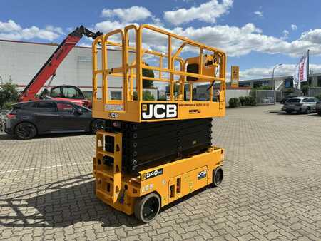 Ollós munka emelvény  JCB S4046E (5)