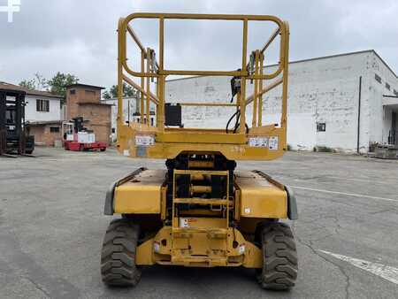 Scissors Lifts 2008  HAULOTTE COMPACT 12 RTE Batterie NUOVE (3)