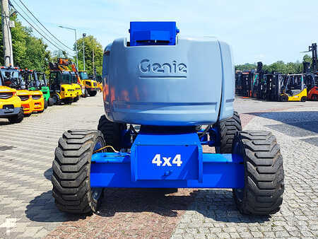 Plošina na nákladním automobilu 2007  Genie Z-45/25 (6)