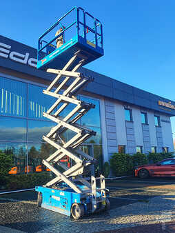 Pracovní plošina s nůžkovým zdvihem 2017  Genie GS-3246 (4)