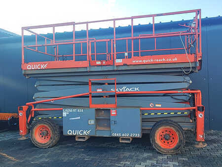 Saksinostimet 2016 Skyjack SJ 9250 (2)