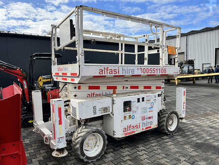 Saksinostimet 2014 Genie GS4069 RT (3)