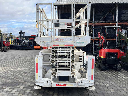 Saksinostimet 2014 Genie GS4069 RT (4)