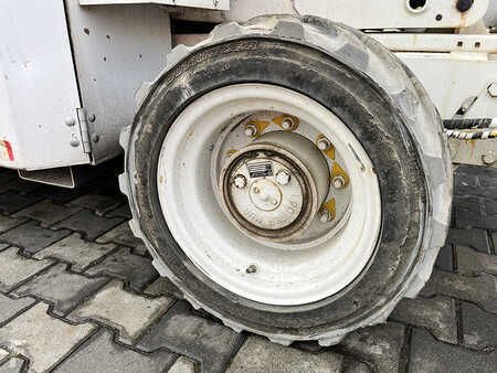 Saksinostimet 2014  Genie GS4069 RT (7)